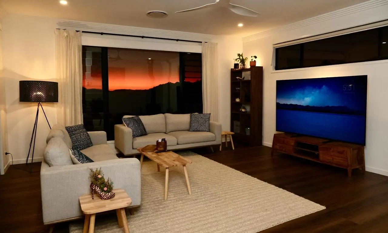 Holiday home Fletchers Ridge - Main House Montville Australia
